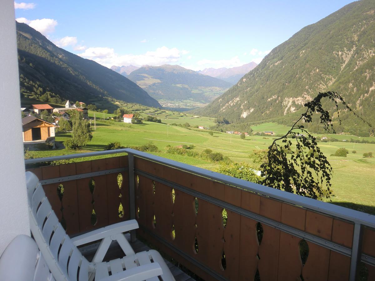 Hotel Chavalatsch Taufers im Münstertal Eksteriør bilde