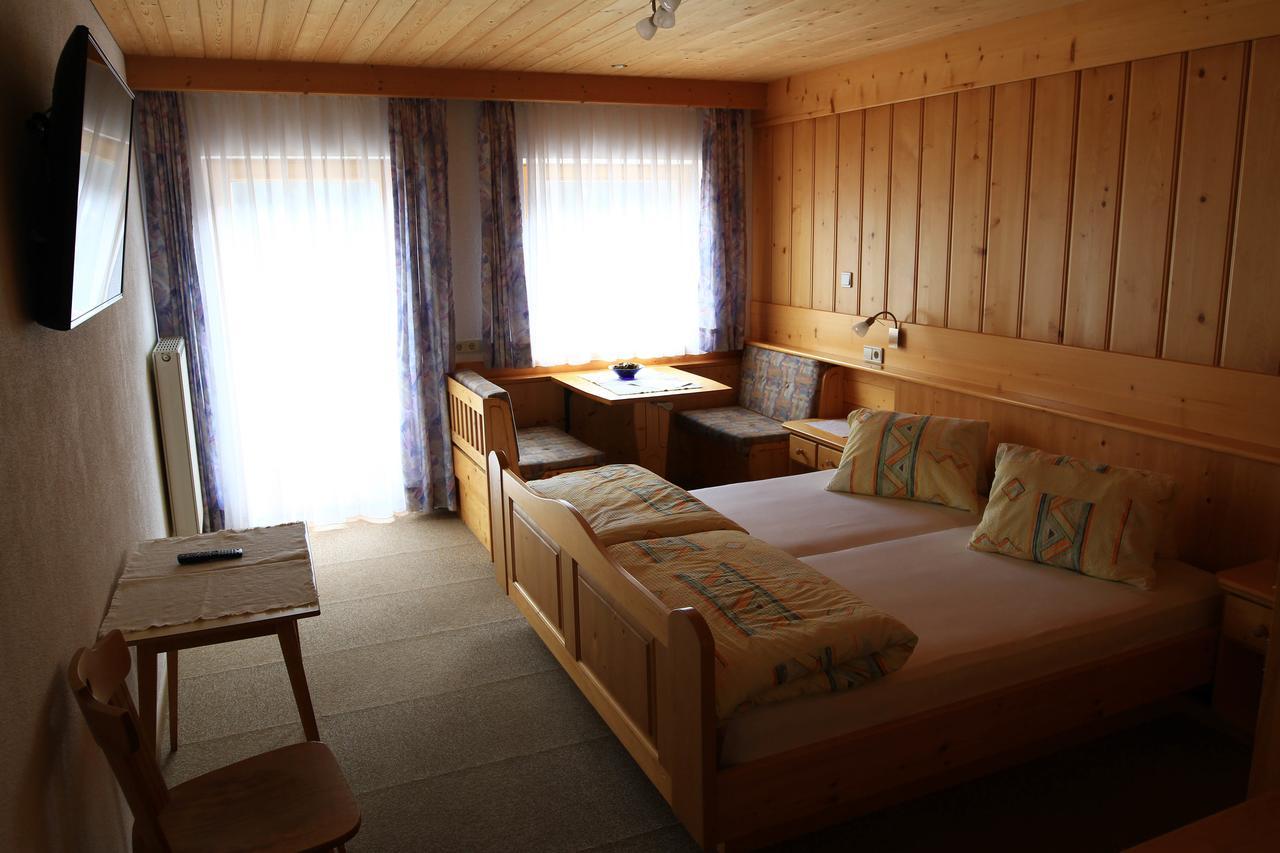 Hotel Chavalatsch Taufers im Münstertal Eksteriør bilde