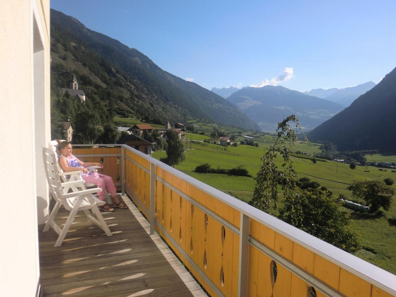 Hotel Chavalatsch Taufers im Münstertal Eksteriør bilde