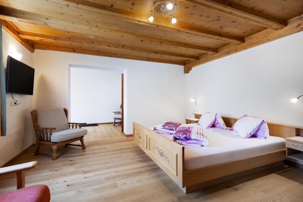 Hotel Chavalatsch Taufers im Münstertal Eksteriør bilde